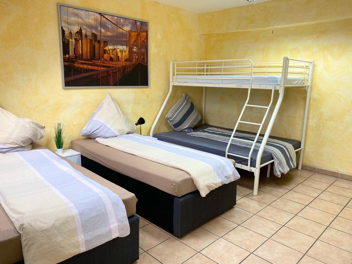 Apartments Rhona I Und II Neunkirchen City Ngoại thất bức ảnh