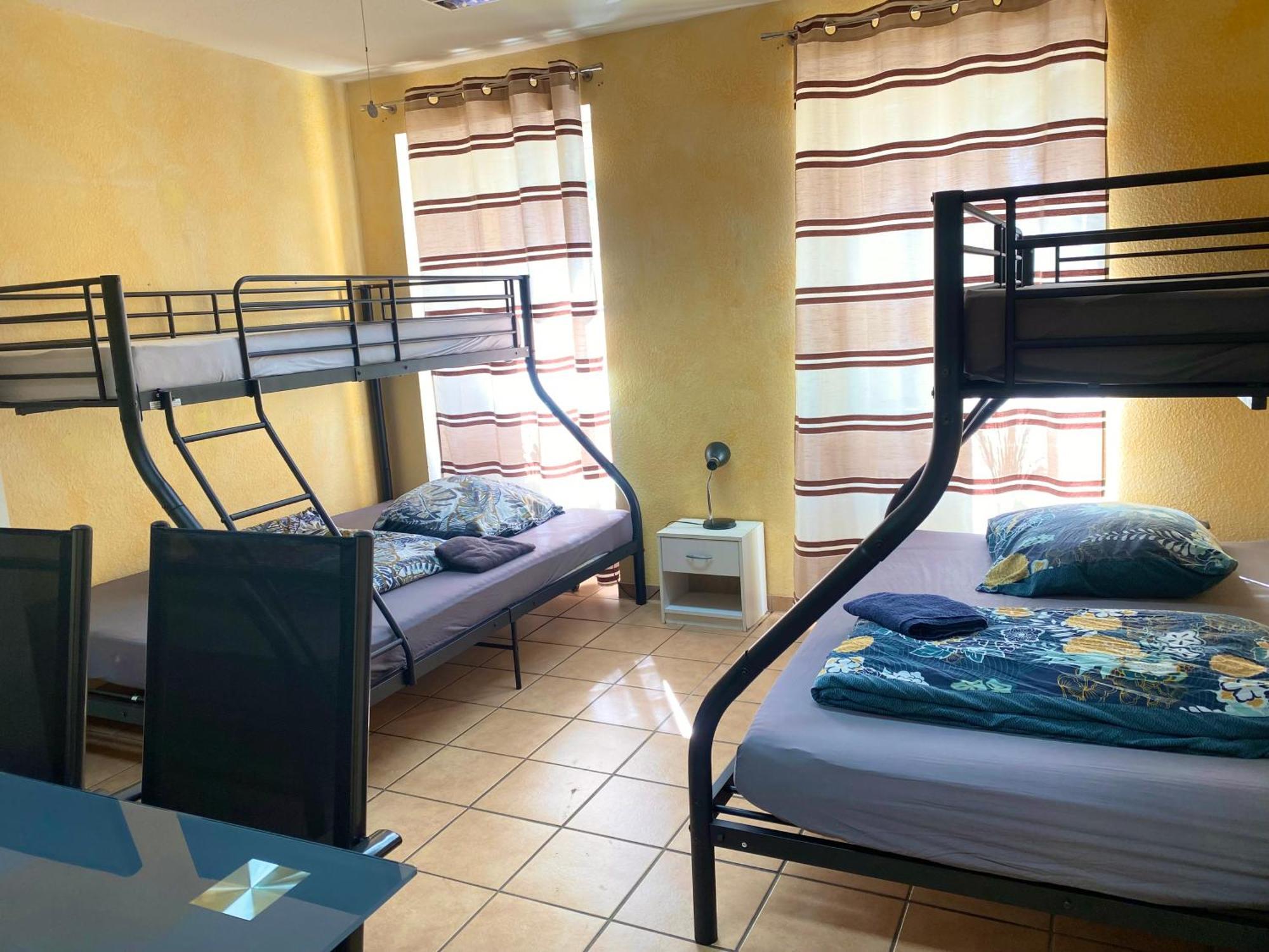 Apartments Rhona I Und II Neunkirchen City Ngoại thất bức ảnh